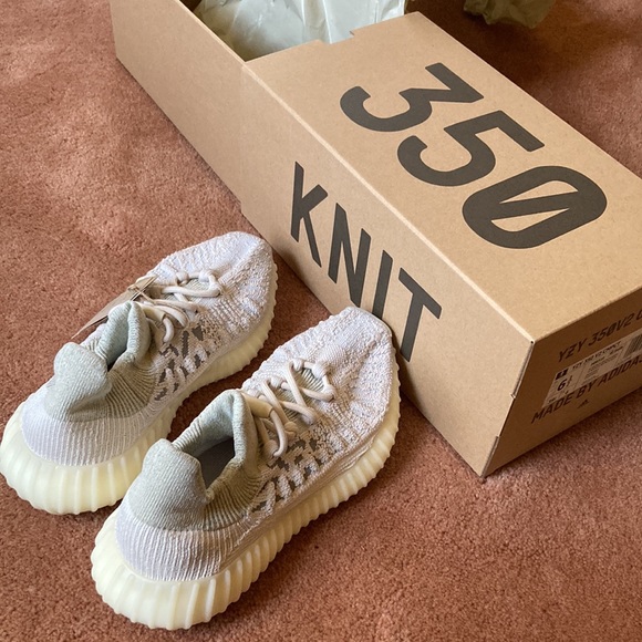 Yeezys 350 V2 CMPCT - Picture 4 of 7